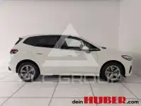 2024 BMW 218