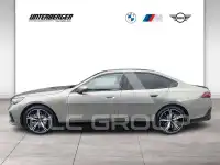 2024 BMW 550