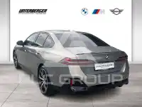 2024 BMW 550