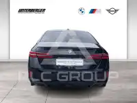 2024 BMW 550