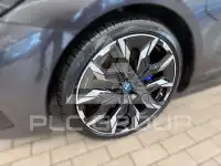 2024 BMW 550