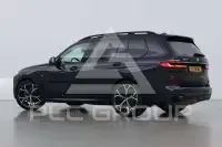 2024 BMW X7