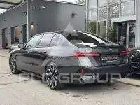 2024 BMW 520