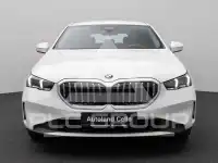 2024 BMW 520