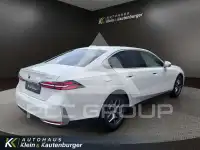 2024 BMW 520