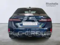 2024 BMW 520