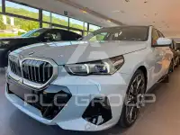 2024 BMW 520