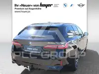 2024 BMW 520