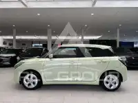 2024 Suzuki SWIFT