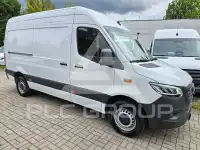 2024 Mercedes Benz Sprinter