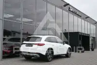 2024 Mercedes Benz GLC 220