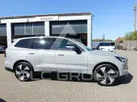 2024 Volvo EX 90