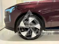 2025 Volvo EX 90