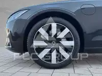 2024 Volvo V90