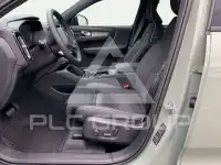 2024 Volvo XC40