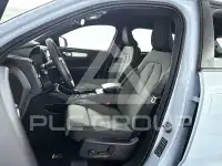 2024 Volvo XC40