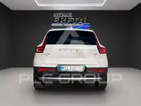 2024 Volvo XC40