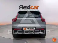 2024 Volvo XC40