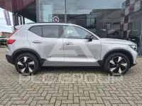 2024 Volvo XC40