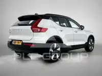 2024 Volvo XC40