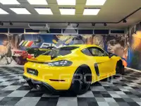 2024 Porsche Cayman