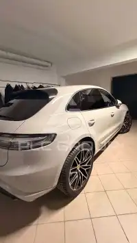 2024 Porsche MACAN