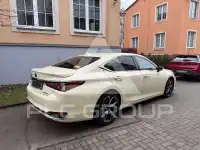 2024 Lexus ES300