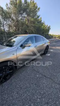 2024 Lexus ES300