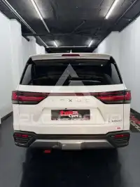 2024 Lexus LX600