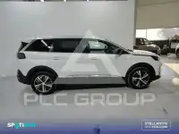 2024 Peugeot 5008