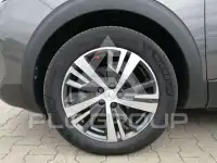 2024 Peugeot 5008