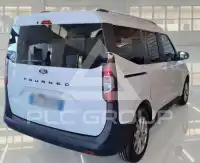 2024 Ford Tourneo