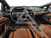 2024 Lamborghini Revuelto