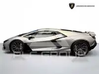 2024 Lamborghini Revuelto