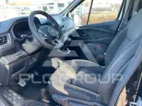 2025 Nissan Primastar