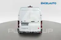 2025 Nissan Interstar