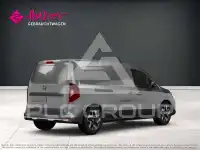 2025 Nissan TOWNSTAR