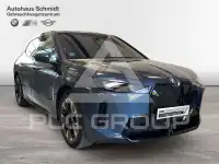 2025 BMW iX