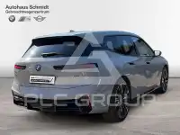 2025 BMW iX
