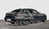 2025 BMW 740