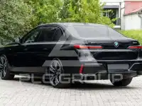 2025 BMW 740
