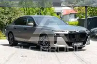 2025 BMW 740