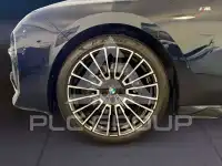 2025 BMW 740