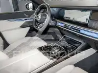 2025 BMW 740