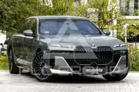 2025 BMW 740