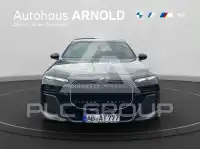 2025 BMW 740