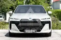 2025 BMW 740