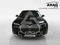 2025 BMW 740
