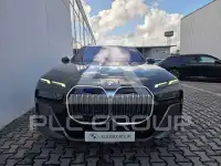 2025 BMW 740