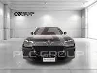 2025 BMW 740